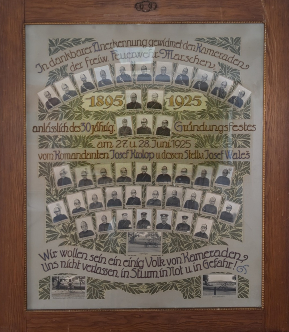 Historická fotografie - sbor Unčín